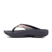 Load image into Gallery viewer, Oofos OOlala Luxe Thong Sandal