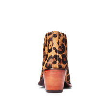 Load image into Gallery viewer, Ariat Women&#39;s Dixon Western Boot- Leopard Haircalf
